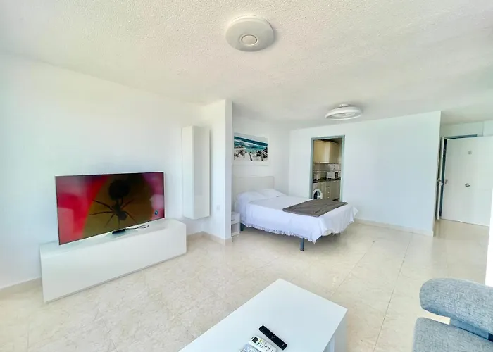 Torre Coblanca Seafront Appartement *