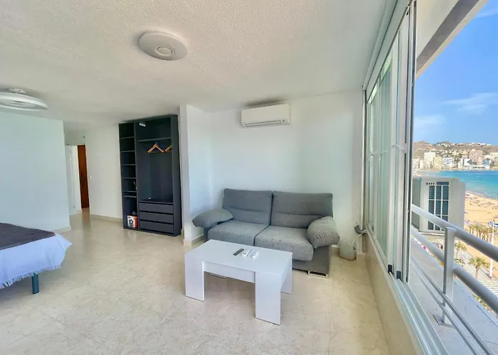 Torre Coblanca Seafront بينايدورم